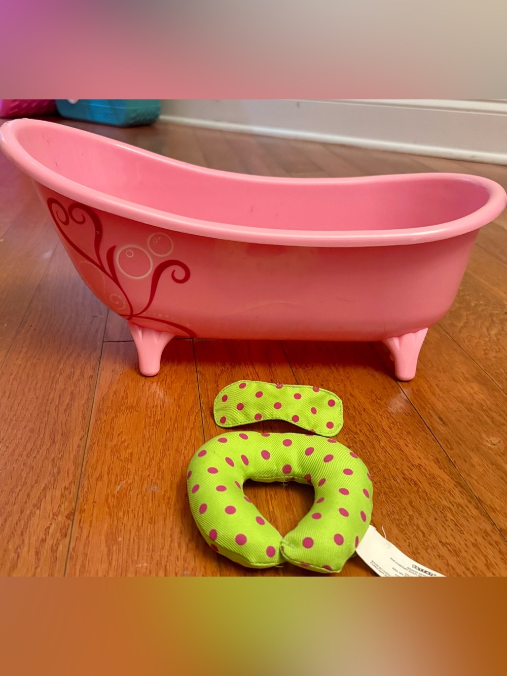 Our Generation 18 inch Doll Pink Bathtub + Accessories